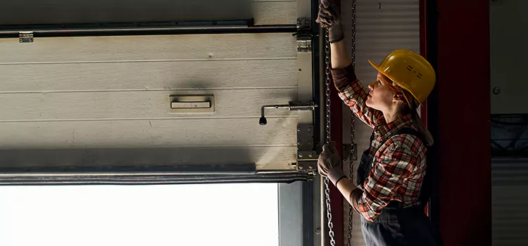 Addressing Common Garage Door Stoppage Issues in Laguna Hills, CA